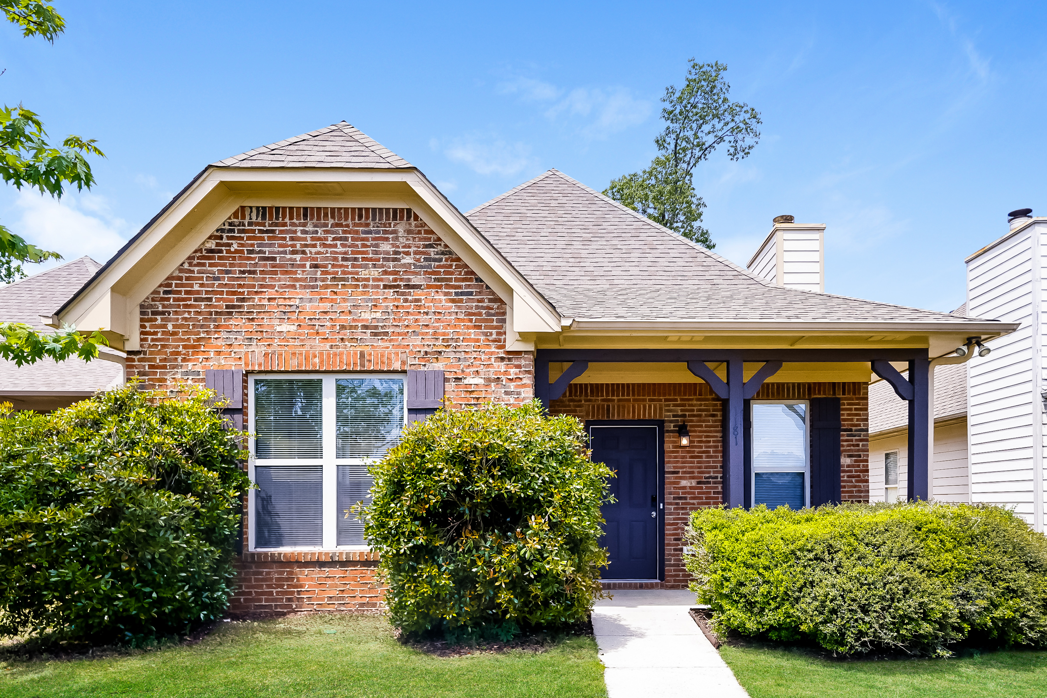 1181 Savannah Ln Calera, AL 35040